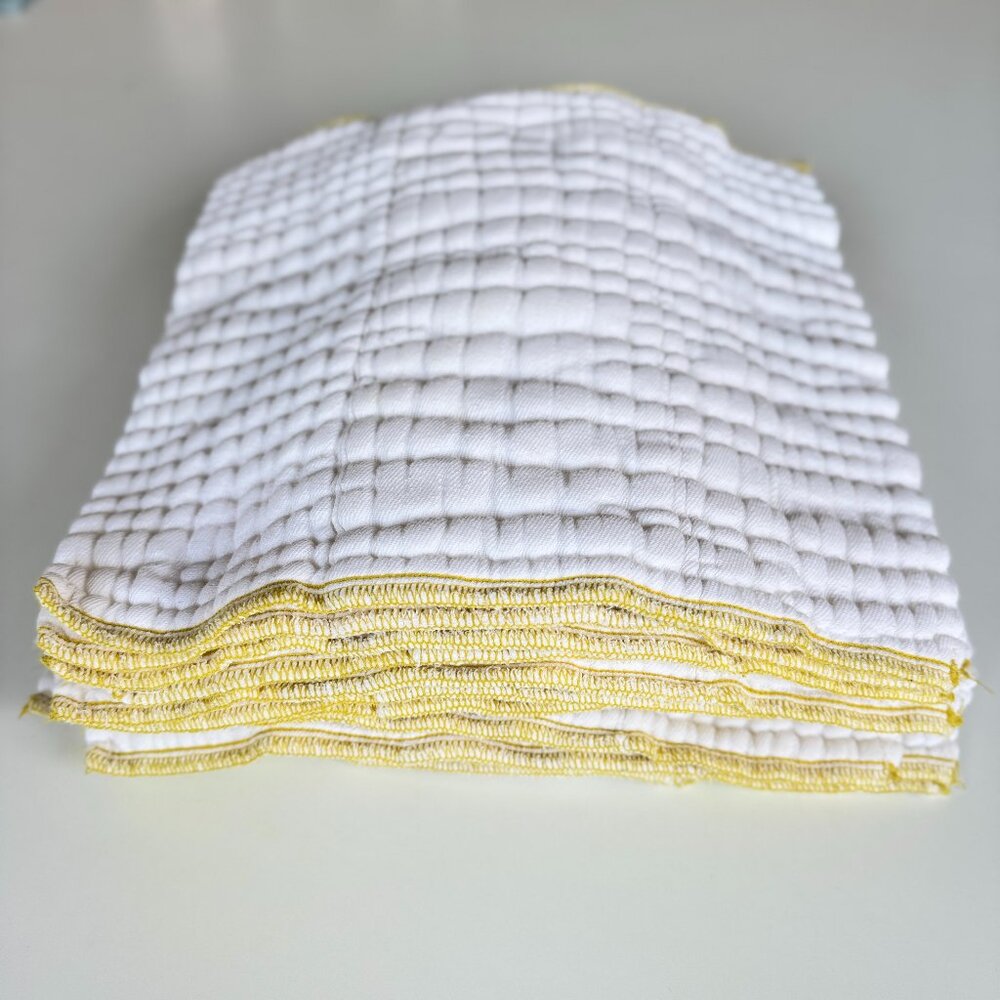 Clotheez Organic Prefold Diapers, Green Mountain Diapers, Yellow Edge (Dozen)